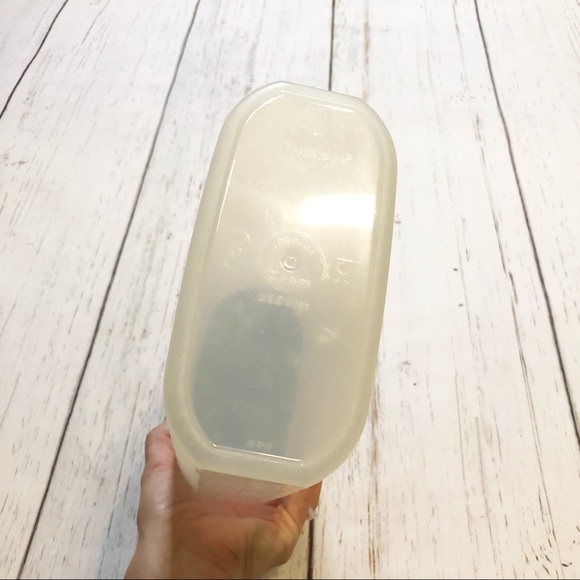 Tupperware vintage food storage container cereal, dry goods kitchenware sheer - Picture 4 of 7